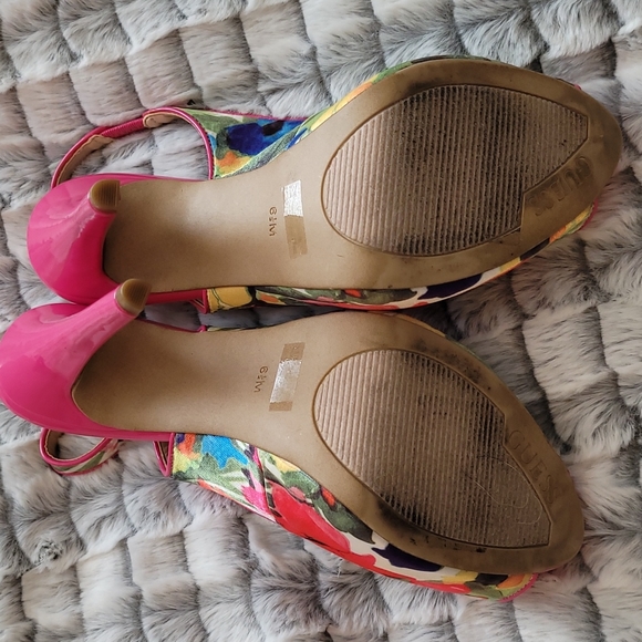 Women's Guess Pink Floral Strappy Peep Toe Stiletto Heeled Pumps Size 6 1/2 - Picture 6 of 7